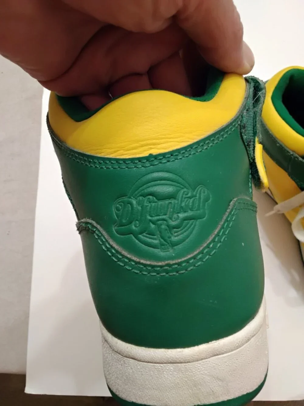 Vintage Reebok D'funkd NBA Boston Celtics High-Top Basketball Sneakers